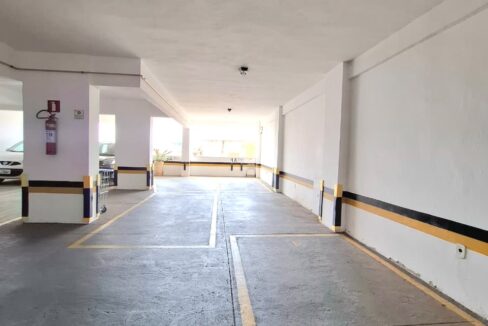 9f31f0db-d9f4-466b-b5c0-5f78e7fb746e