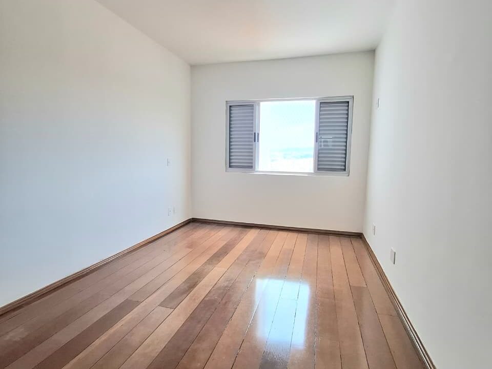 a59a3600-d2b4-4d87-9b8a-e480a59170cc