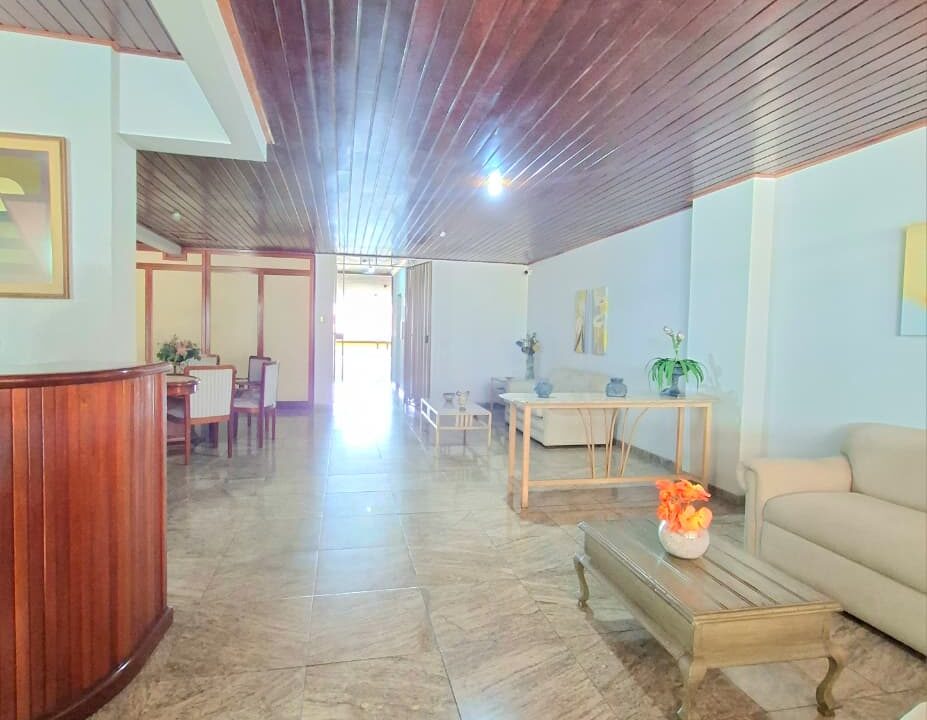 c08af9a9-3d5a-460b-a133-2dcf19968cbd