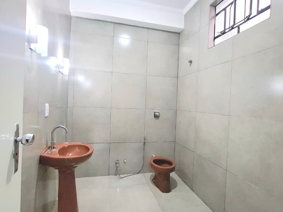 WhatsApp Image 2025-11-04 at 13.03.44