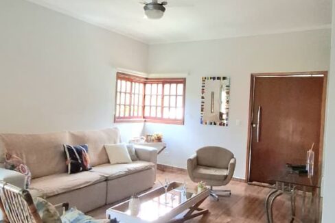 WhatsApp Image 2025-11-10 at 13.45.11