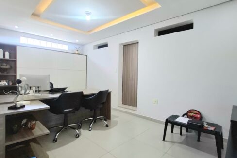 WhatsApp Image 2025-11-12 at 14.46.22 (3)