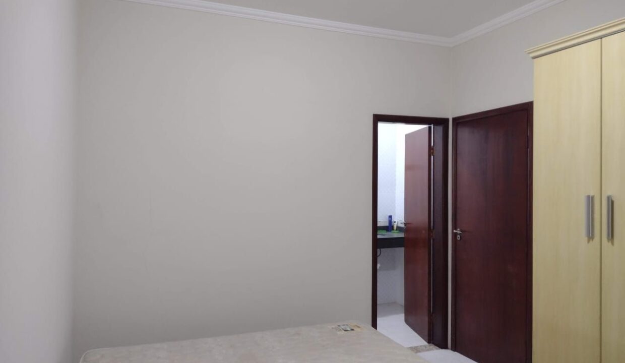 c37b1cc0-542b-4977-8715-5f67748afc4a