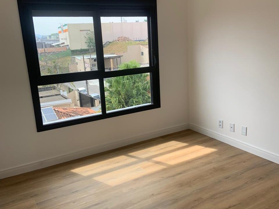 6d9af178-2137-4caf-84a7-92ee4726b47b