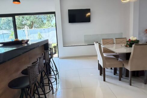 4ced8aab-8a18-4199-abbd-2a43af365c00