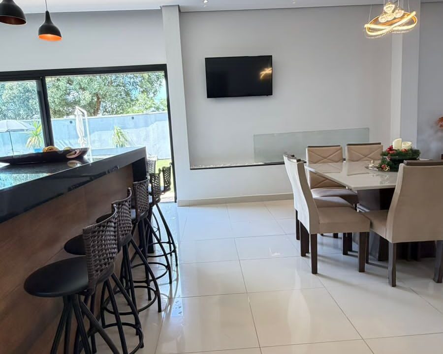 4ced8aab-8a18-4199-abbd-2a43af365c00