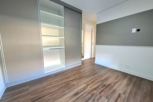 7b146a25-9fb5-4349-9bb6-3e39df02d333