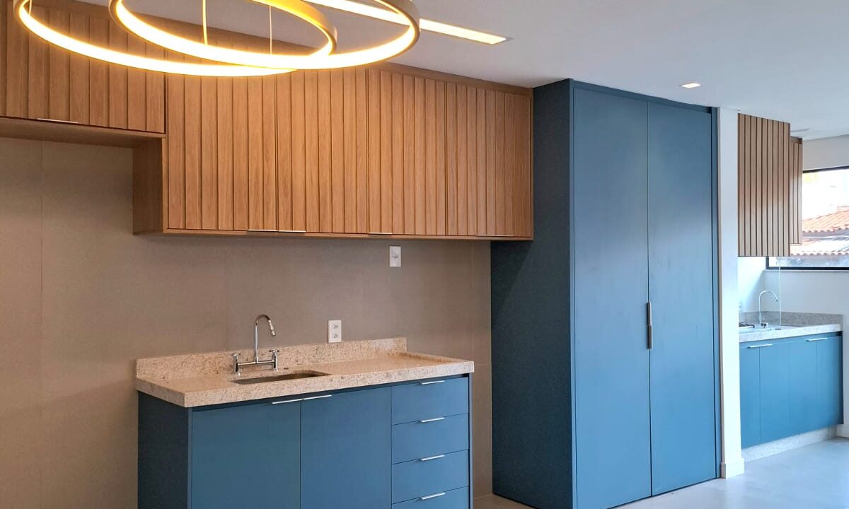 f6bac0fa-8823-4077-bad6-f3627140b4c6