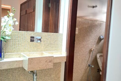 0b0c4963-74d3-4357-84f4-4ff249bb74d5