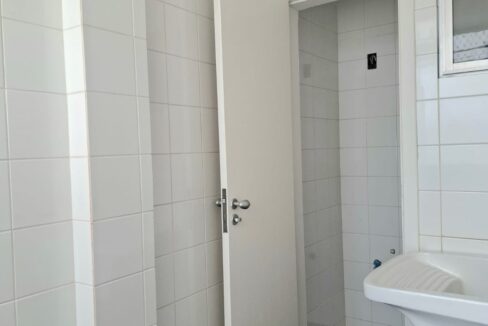 446804e9-a7a2-4c75-a906-4af4b5e0fb97