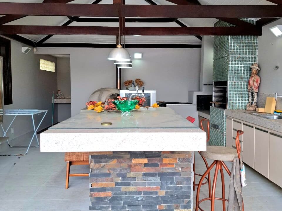 ac06d0a4-c251-4b65-8828-240c8cbacd1b