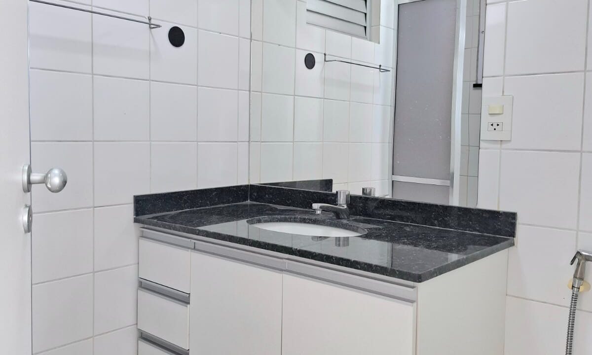 ad3b03f3-5f03-433c-97b5-bcf4df342ffe