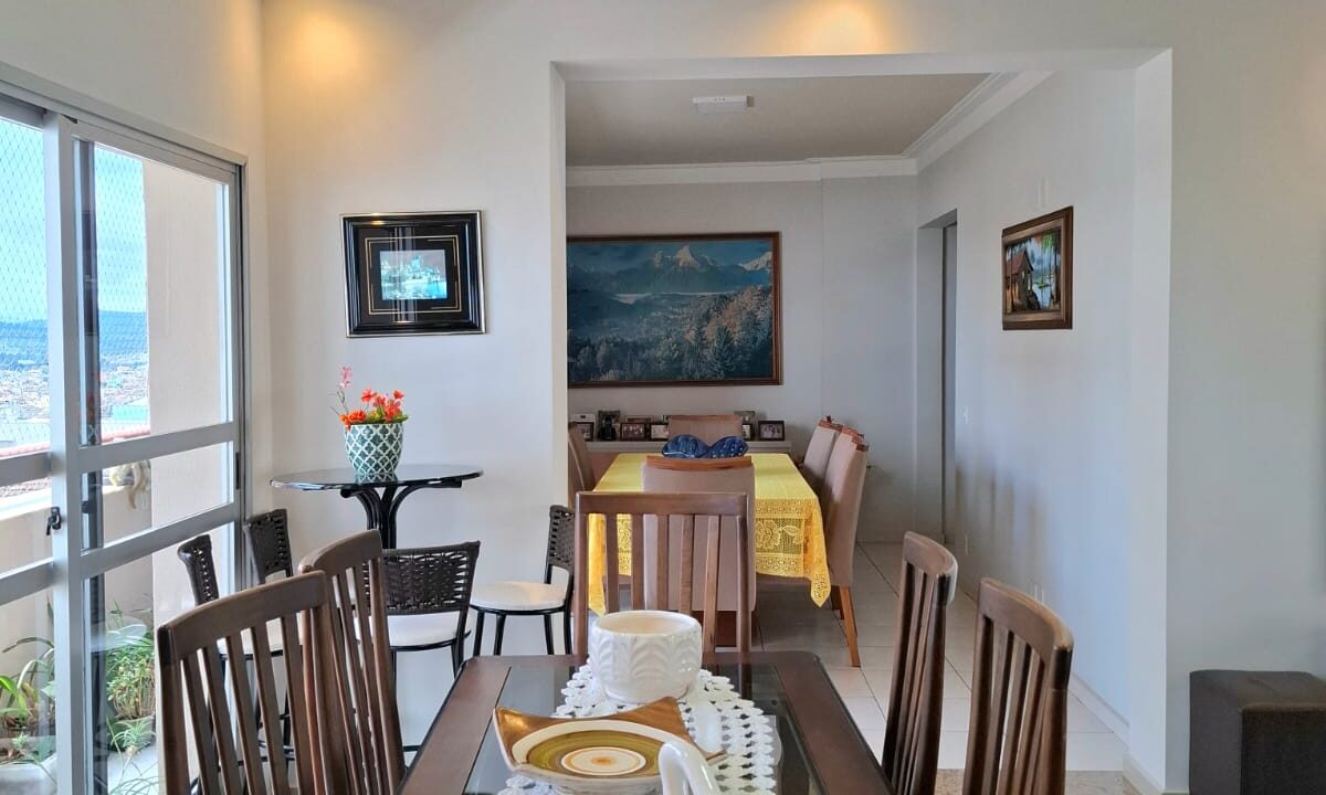 e527e044-b35f-40ab-a8cc-89e4aba51eeb