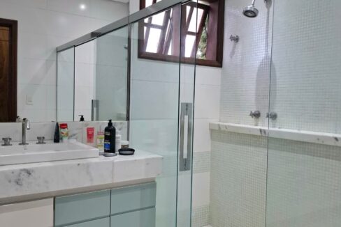 ef767d9d-9d35-41fa-8af1-0b44cc661c42