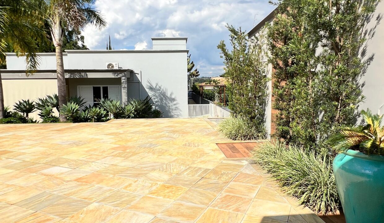 WhatsApp Image 2026-03-18 at 08.40.47