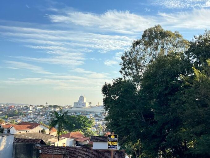 TERRENO À VENDA NO CAMPOS ELÍSEOS – VARGINHA/MG