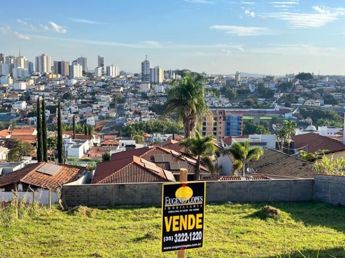 TERRENO À VENDA NO CAMPOS ELÍSEOS – VARGINHA/MG